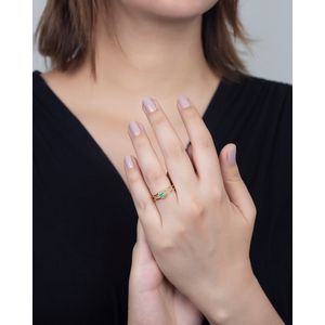 Anel Dois Aros com Esmeralda e Diamantes Ouro 18k 750