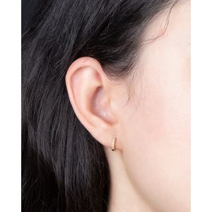 Brinco Argola com Zircônias Ouro 18k 750